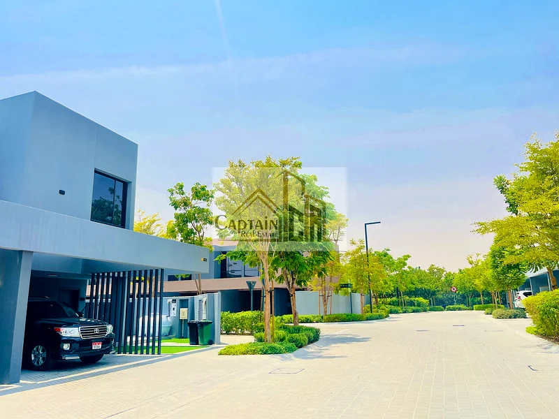 🏡 فيلا تاون هاوس أنيقة جديدة كليًا مكونة من غرفتي نوم مع غرفة خادمة وحديقة خاصة | حياة فاخرة في مجتمع مسار 🌳✨63699333857923111