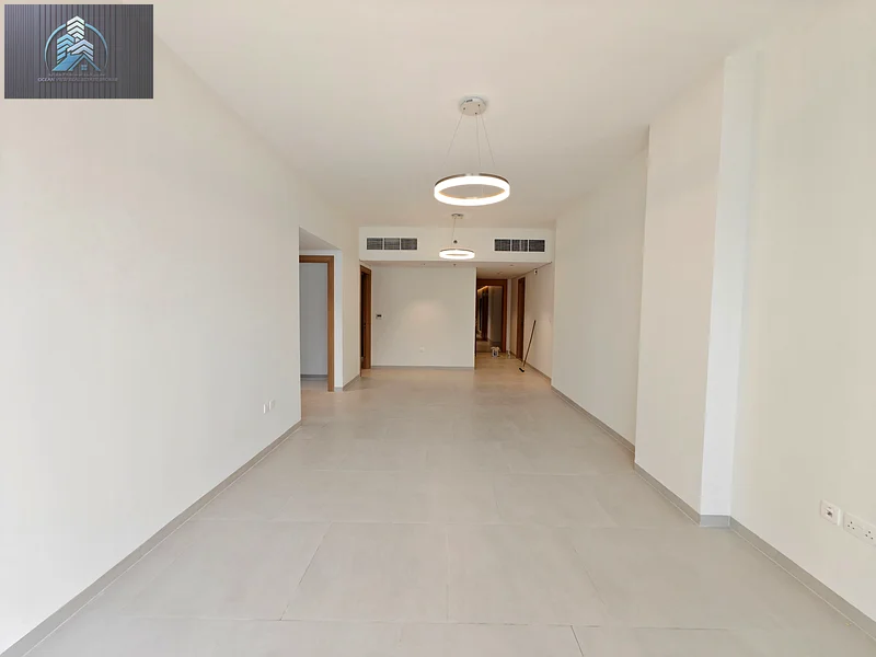 شقة جديدة بالكامل بثلاث غرف نوم + خادمة + مستودع + غرفة غسيل للإيجار فقط مقابل 180 ألف درهم63766955311234112