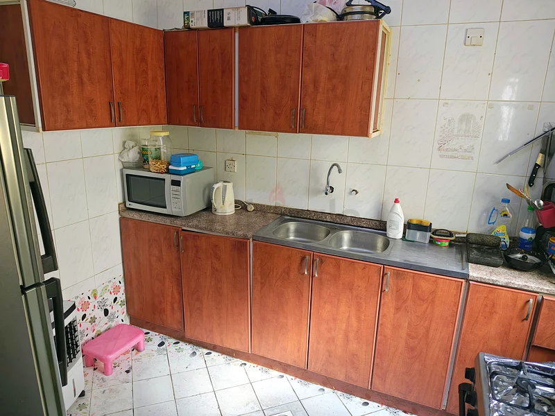 غرفة نوم رئيسية متاحة للإيجار في أبو شاغة (للزوجين الهنديين/عائلة هندية)63624070480259112