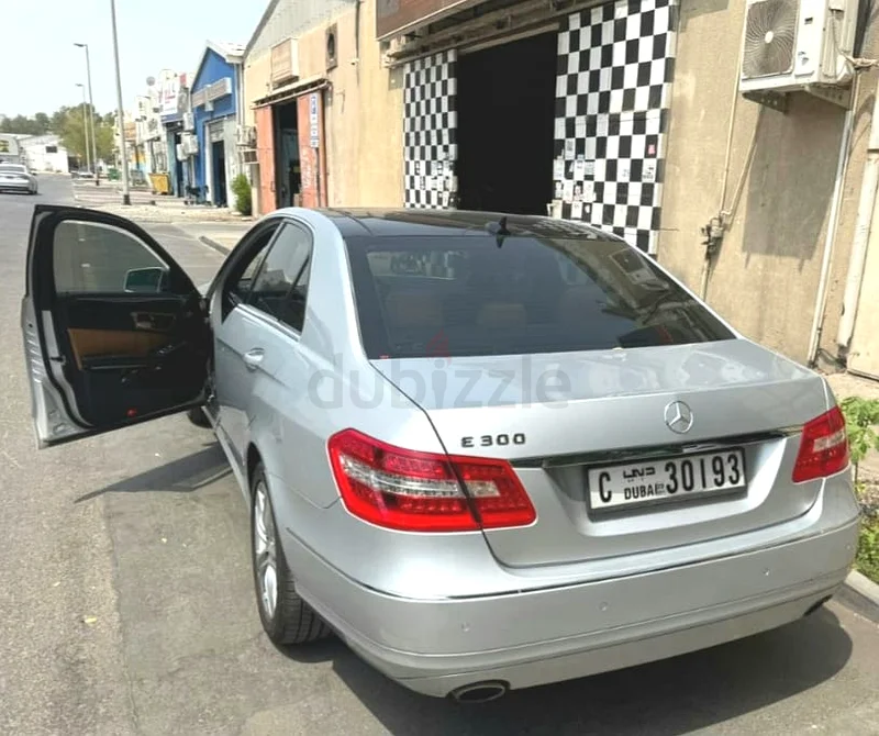Mercedes full condition price negotiable63613135090946111