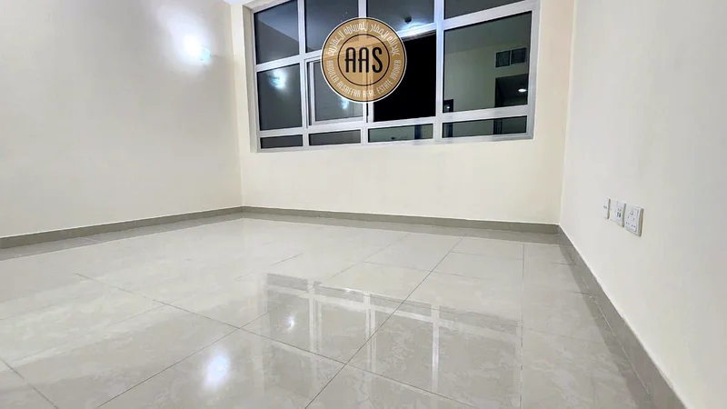 شقة فاخرة من غرفة نوم واحدة متاحة للإيجار في موقع ممتاز63757382478337114