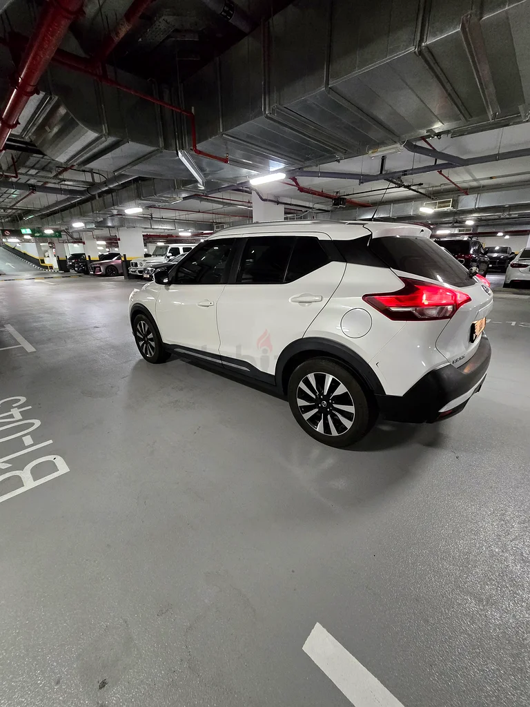 Nissan Kicks -GCC-Owner-No accident63612796918402113