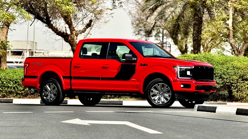 Ford F150 Sport XLT V6 2016 . Gcc specs ( Full agency maintained ). .63613737086081112