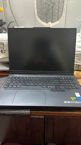 Lenovo legion Pro 5 16IRX9