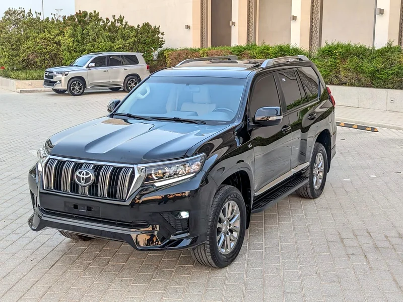 TOYOTA PRADO 2023 VXR V6 4.0L GCC IN EXCELLENT CONDITION63612451397251111