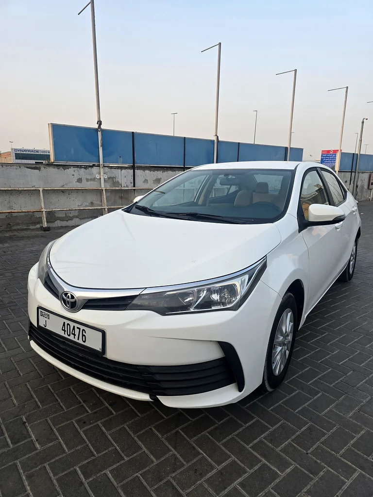 Toyota corolla SE model 2019 km 117000 GCC space engine 1.6 accident Free63612452021507111