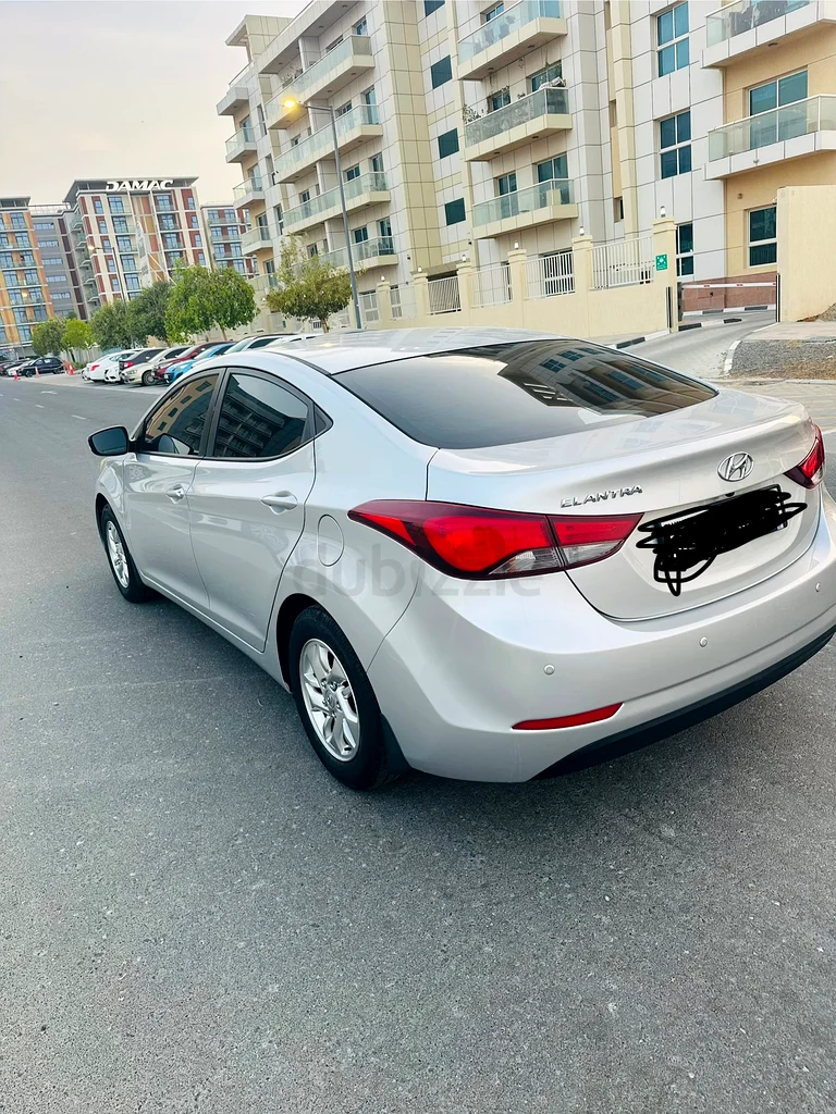 هيونداي إلنترا يد واحدة مستعملة في حالة جيدة جدًا63612087056003110