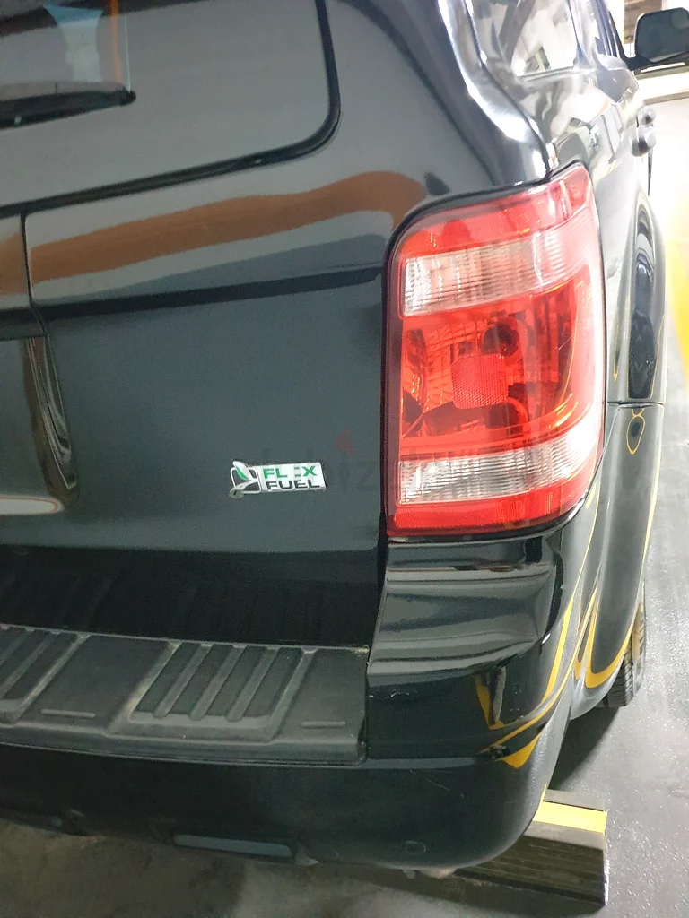 Ford Escape, first owner, top of the range63612083521538111