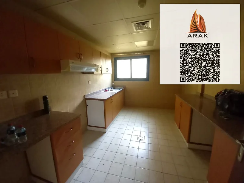 🏢 صفقة ساخنة | شقة في الطابق العالي للبيع في أبراج الرشيدية - عجمان63885769452162113