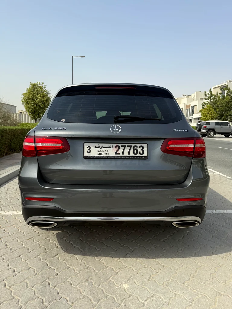 مرسيدس بنز GLC 250 – 2017 – حالة ممتازة63613986191363113