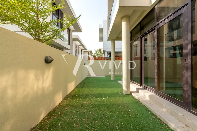 Corner Plot | Spacious | Great Location63738983822851114