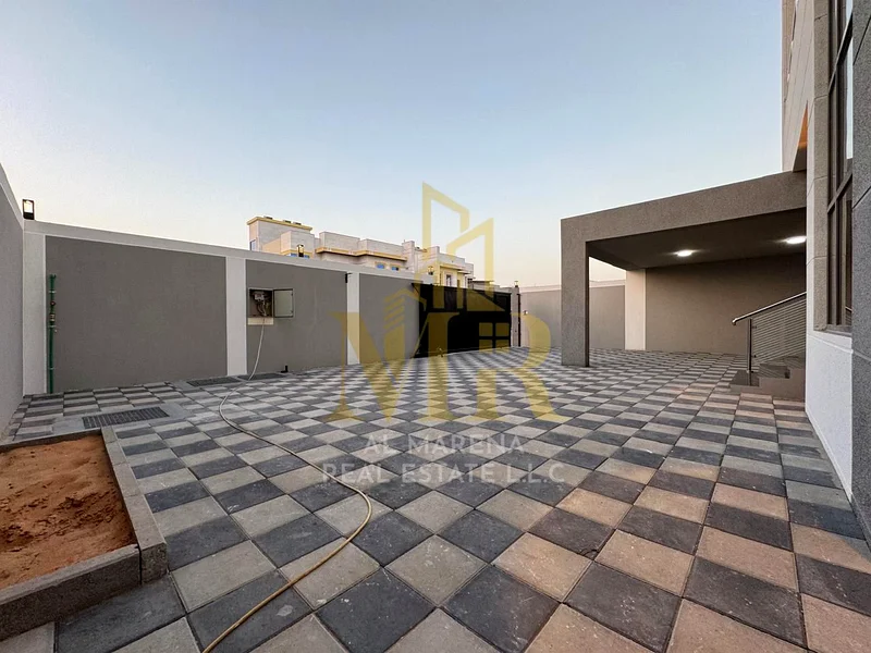 🏡 For Sale – Luxury Villa in Al Rawda 2 – Ajman | Prime Location on Sheikh Ammar Street | 2 Floors + Roof | 5 Master Bedrooms with Built-in Wardrobes63878605090177113