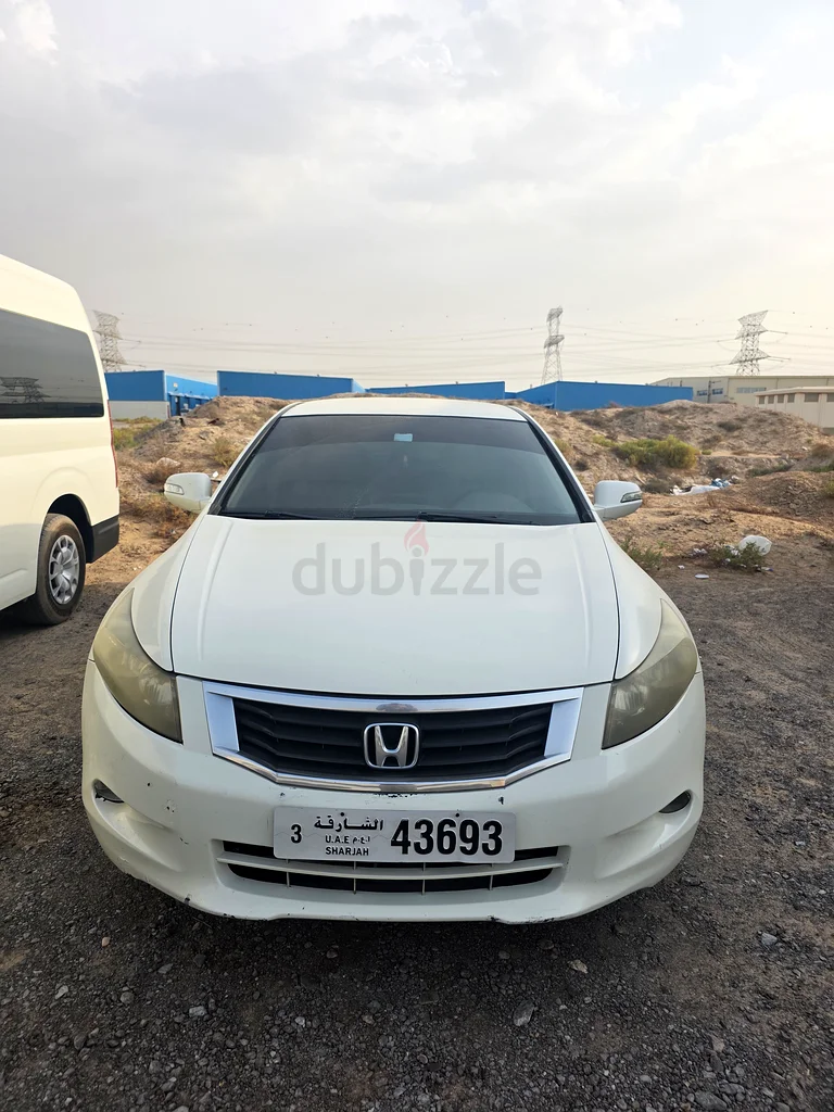أكورد هوندا مستعملة في الشارقة63612064223489110