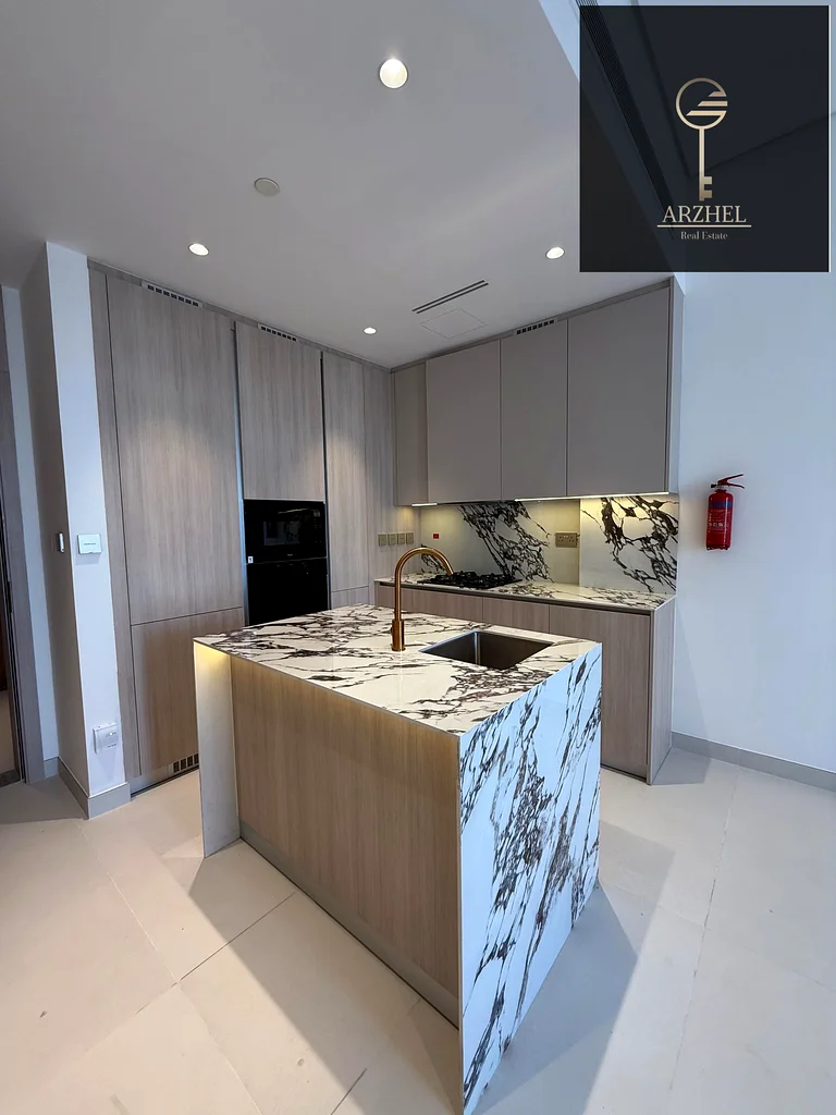 BRAND NEW SEMI FURNISHED 1BEDROOM+ STUDY FOR RENT WITH ISLAND KITCHEN63765382798851114