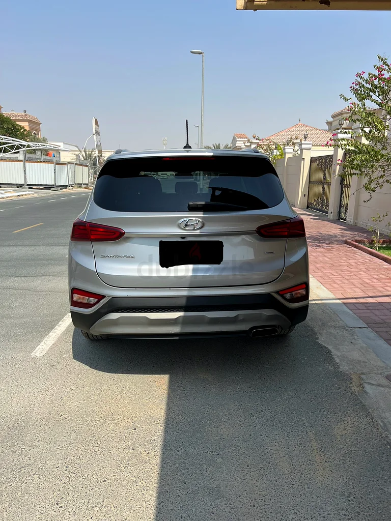 هيونداي سانتا في63612087352962112