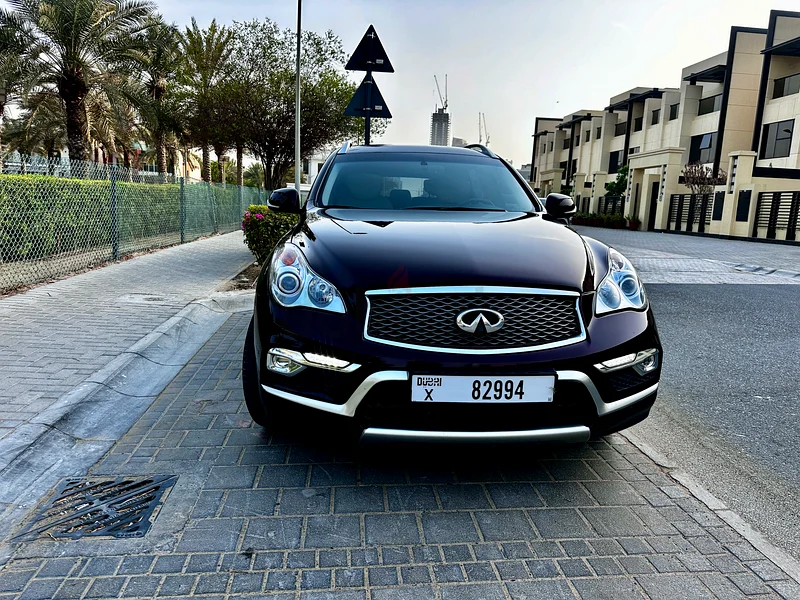 إنفيني QX50 - فاخر - مواصفات الخليج - قيادة منخفضة - تم صيانتها بالكامل - نظيف للغاية - بدون حوادث63612067588739112