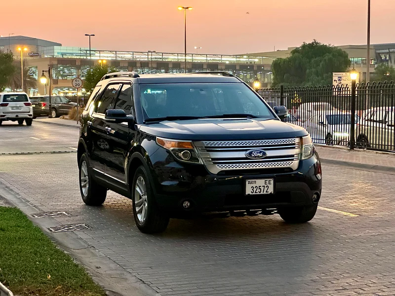 7 seaters XLT 4X4 large screen not negotiable final price63613737262339112