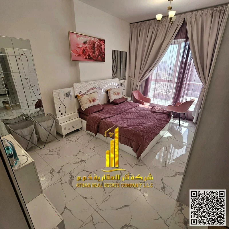 شقة فاخرة، غرفة نوم واحدة وصالة، بإطلالة مفتوحة، مؤثثة بالكامل جديدة، تشمل جميع الفواتير، جاهزة للسكن، موقع متميز63852804444675111