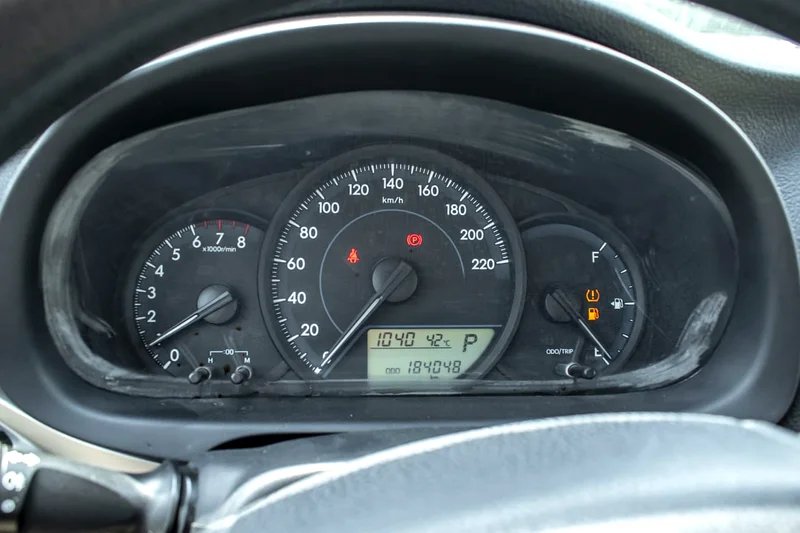 Toyota yaris 201963612448898177112