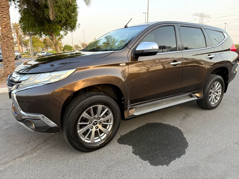 Mitsubishi montero Sport 2019 gcc full option good condition63612068310657112