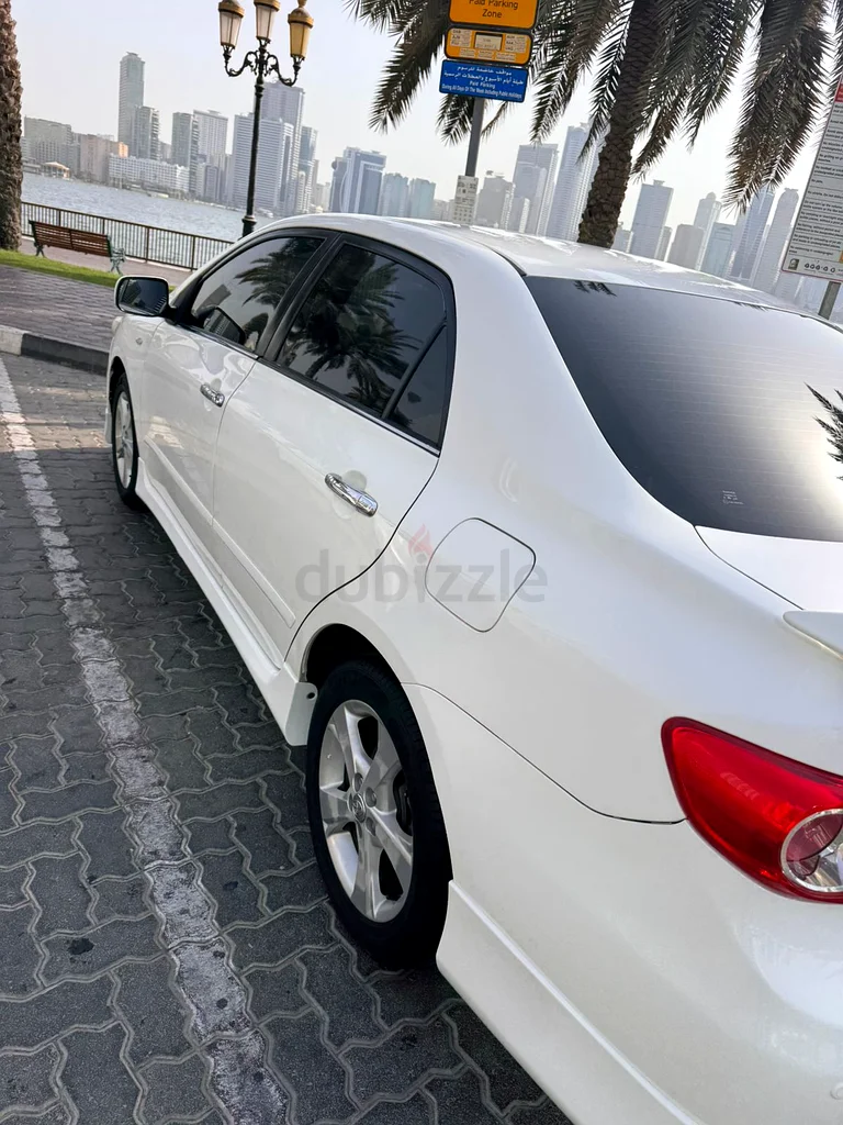 Toyota Corolla sport 1.863612452223234114