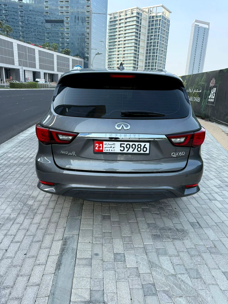 إنفيني QX60 من عام 2019 مع سجل صيانة كامل63613464540803112