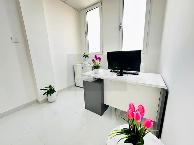 Ready-to-Move | Direct from Owner | Prime Location63619849136769114