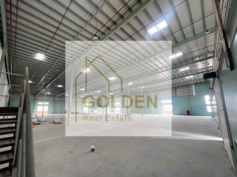 Warehouses for rent, large spaces in the heart of the modern industrial area, Umm Al-Thuwaib, meet the needs of large companies for the purpose of storage or manufacturing63623065377026111