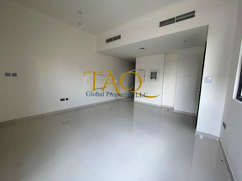 GATED COMMUNITY | 3 BEDROOM PLUS MAIDS ROOM | VACANT | BACK TO BACK |64003014083841113