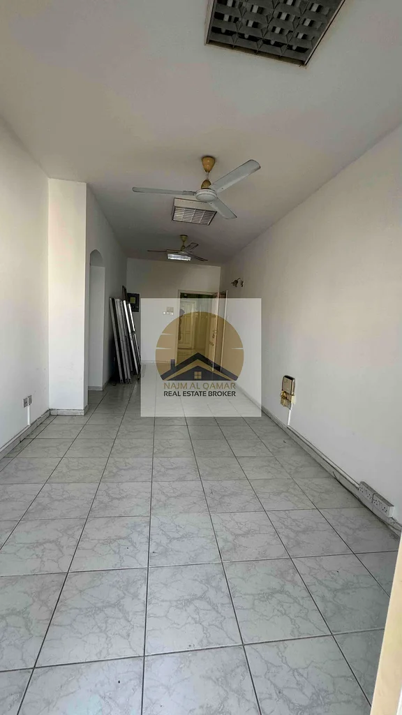 1400SQFT 2BHK  NEAR TO FISH ROUND ABOUT OFFICE SPACE FOR RENT 95K IN 4 CHEQUES  NEAR TO UNION METRO63623402138626112