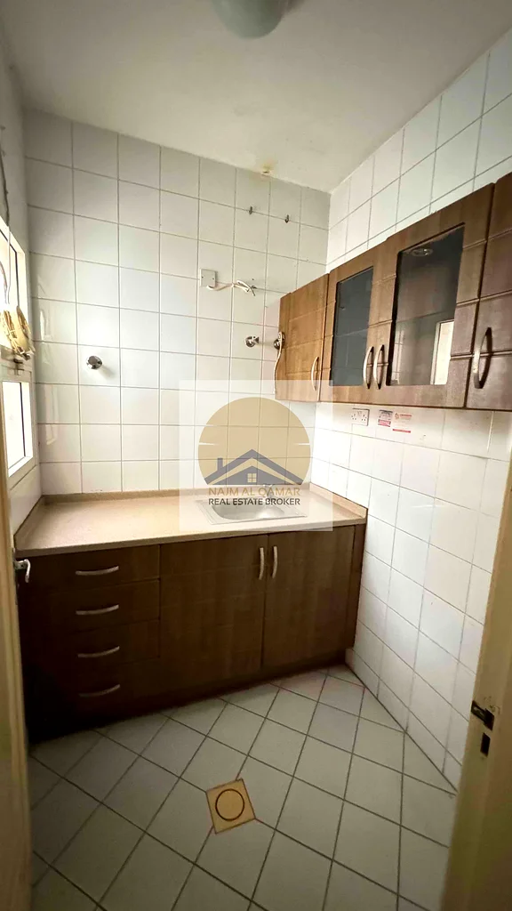 1400SQFT 2BHK  NEAR TO FISH ROUND ABOUT OFFICE SPACE FOR RENT 95K IN 4 CHEQUES  NEAR TO UNION METRO63623402138626111