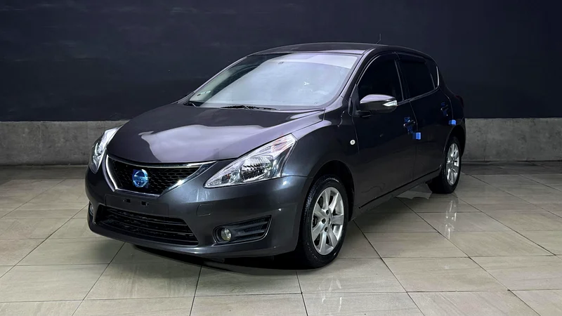 Nissan Tida 2015 Model XTronic CVT Just like new63613132033795111