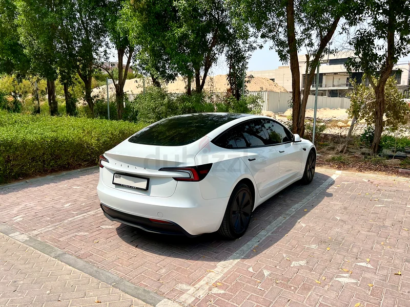 Tesla Model 3 Standard – Enhanced Auto Pilot  –  Low KM63612058780034113