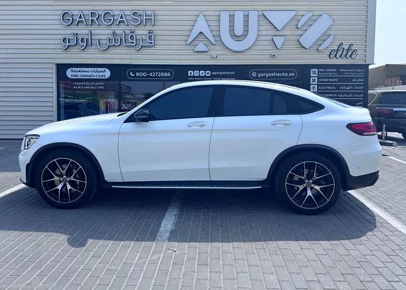 2021  MERCEDES GLC300 //AMG// GCC FULL OPTION -WARRANTY- ACCIDENT FREE - ORIGNAL PAINT - ALL WHEEL63612088120066111