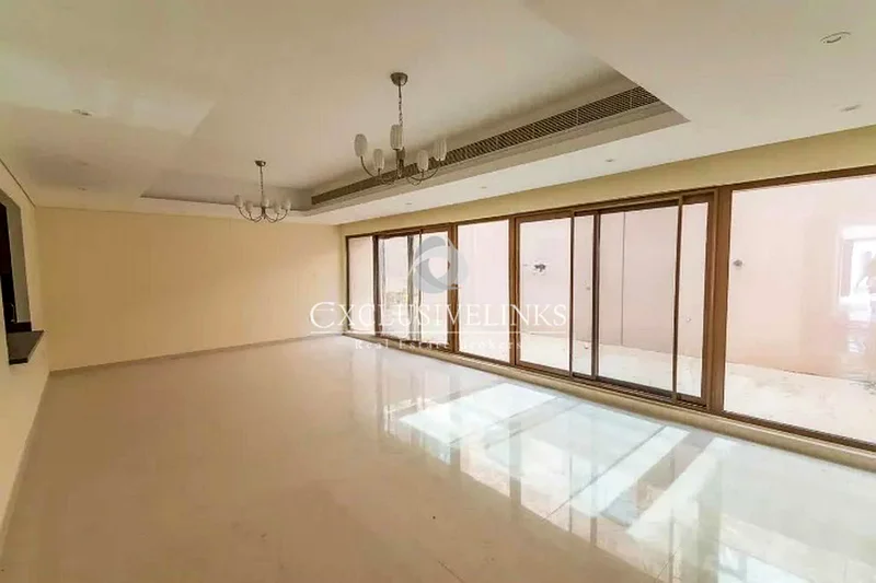 4-Bedroom Villa + M | High End | Spacious63975048945155111
