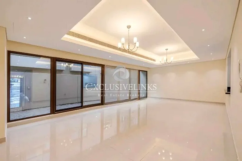 4-Bedroom Villa + M | High End | Spacious63975048945155112