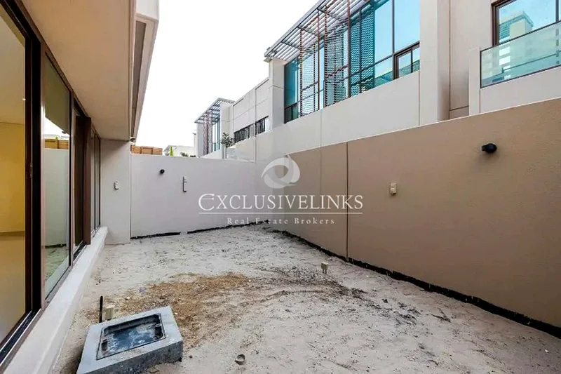 4-Bedroom Villa + M | High End | Spacious63975048945155114
