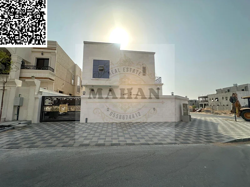 فيلا من 5 غرف نوم مع قاعة مجلس وحمام سباحة وسقف63908680190467110