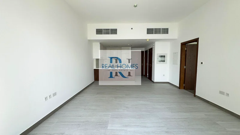Park View Balcony | Unfurnished | Luxury Building63781309360386111