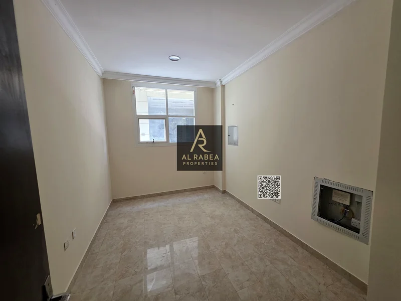 Studio with separate kitchen, suitable for sharing, on Ammar main street63723377570307112