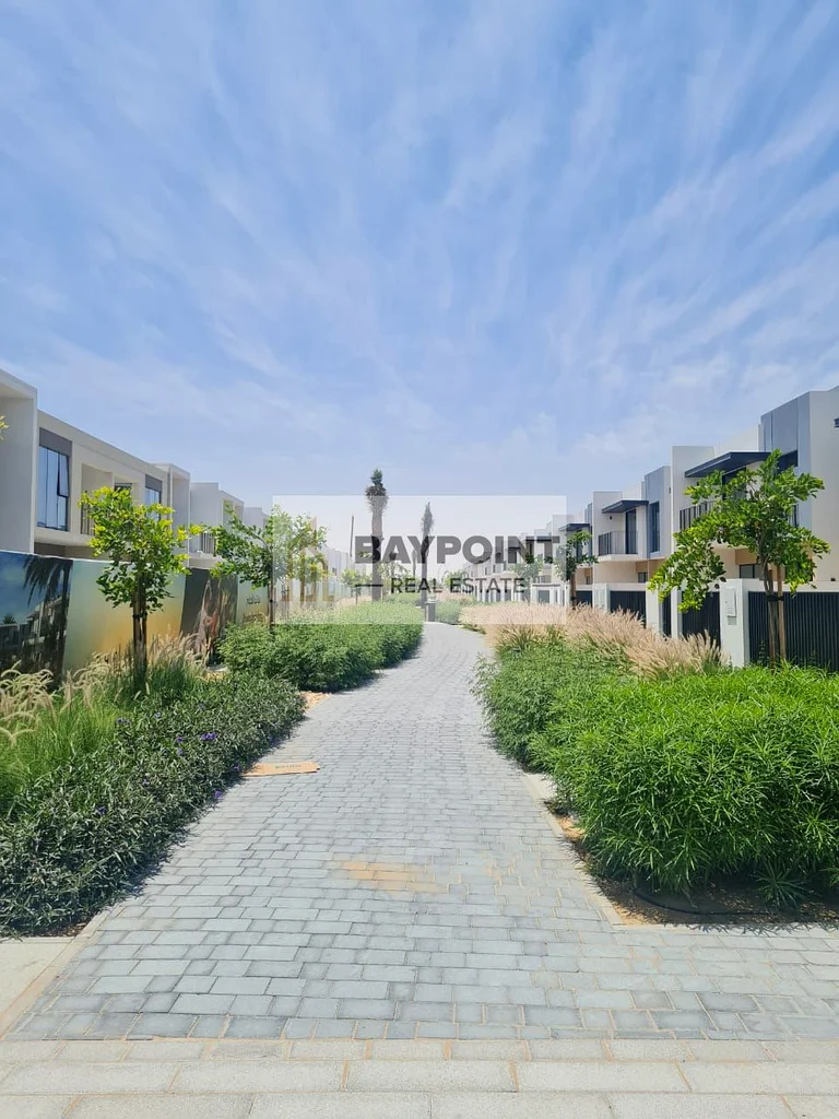 إدن 3 غرف نوم + خادمة | صف واحد على الحديقة | عائد استثماري رائع63945705589889113