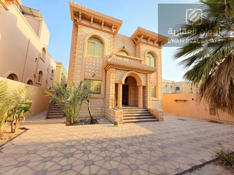 I have a luxurious villa for annual rent in Ajman - Al Rawda 2 Only the second plot from Sheikh Ammar Street, large area63723472554242110