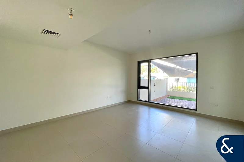 Green Belt | Available Now | 3 Bedrooms63754927054082114