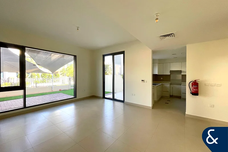 Green Belt | Available Now | 3 Bedrooms63754927054082113