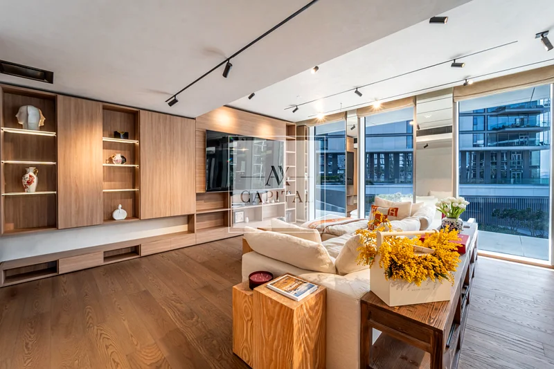 Spacious Layout | Fully Upgraded | Vacant63923769283457113