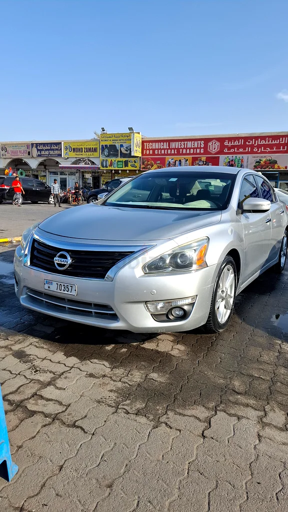 Nissan altima 2013.model63613131939585112