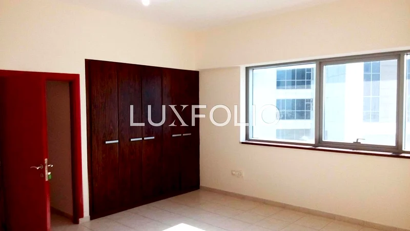 غير مفروشة | شيكين | طابق عالي63793189126273111