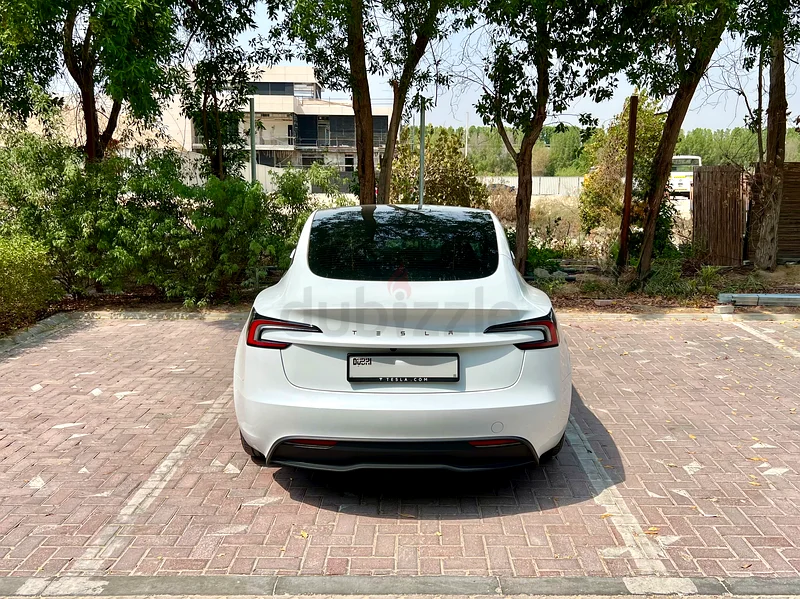 Tesla Model 3 Standard – Enhanced Auto Pilot  –  Low KM63612058780034112