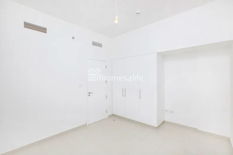 Pool View | PRIME LOCATION | Huge Layout63736716027907113