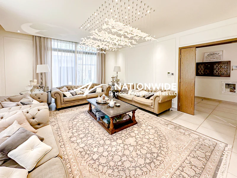 Corner 5BR| Spacious|Prime Area |Luxurious Living63848388342273112